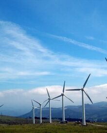 Energie rinnovabili per le famiglie: guida completa al risparmio e alla sostenibilità